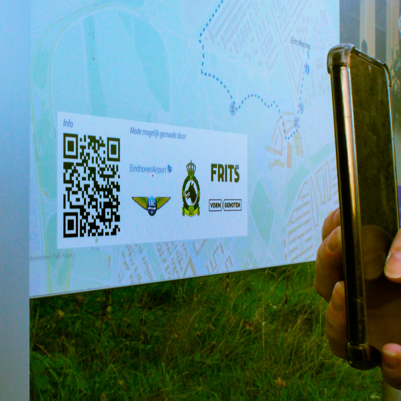 Eindhoven Airport 90 jaar wandelroute QR code scan